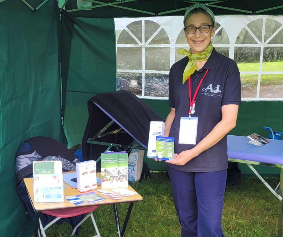 Aliki promoting Pernaton at running events